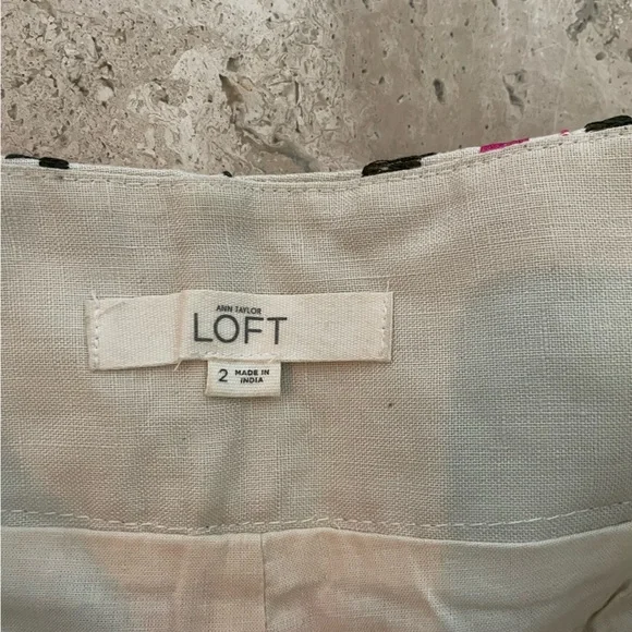 LOFT The Riviera Embroidered Linen Shorts - Picture 4 of 5